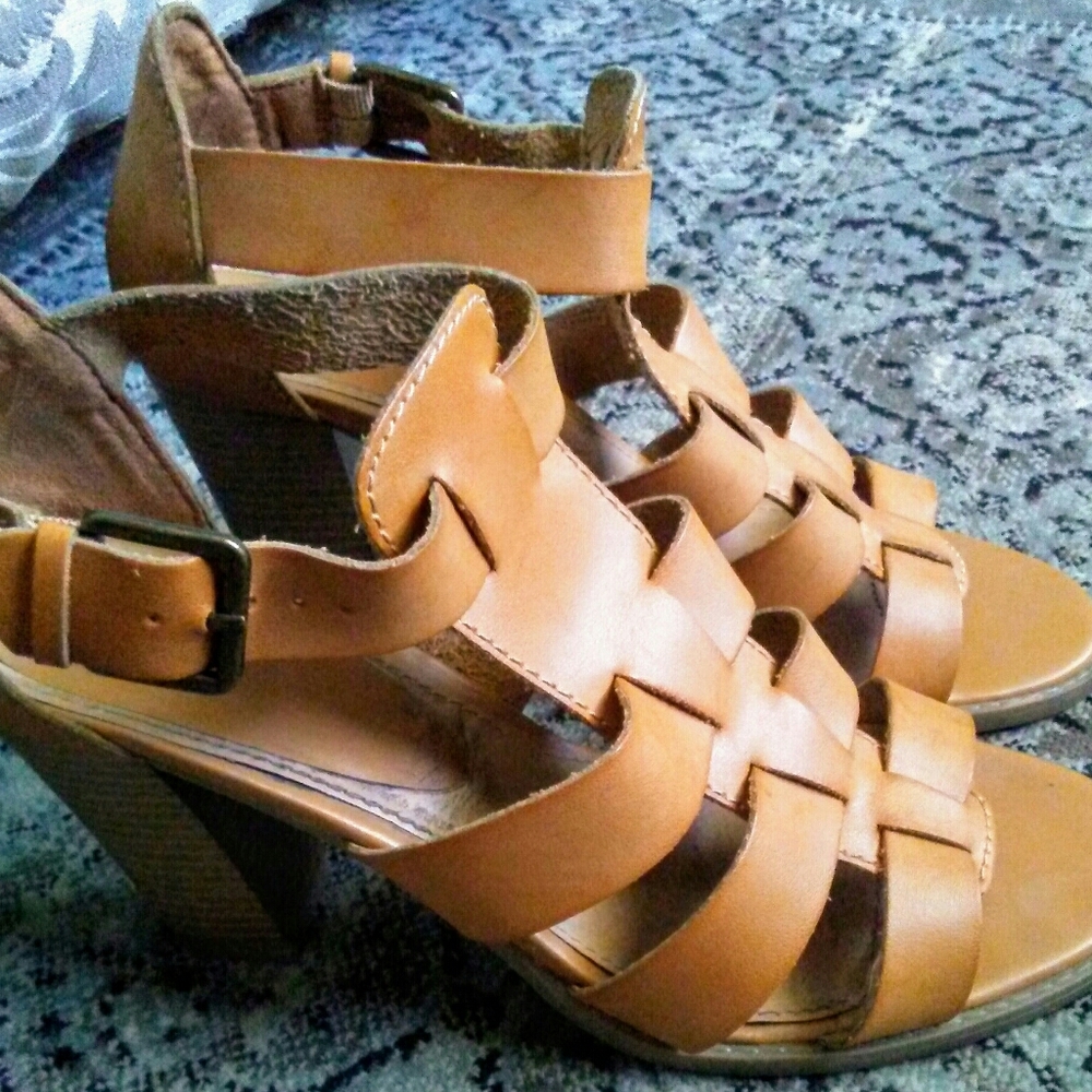 Report Tan Hooligan Platform Sandals